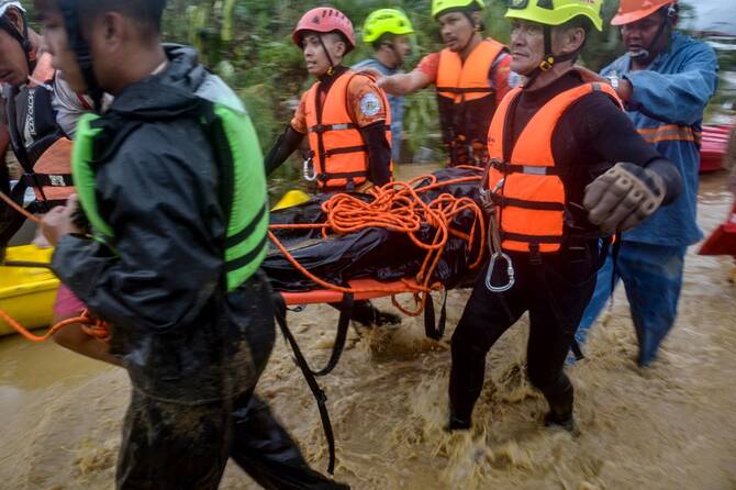 Philippines declares a state of emergency after Typhoon Kalmaegi left at least 114 people dead
