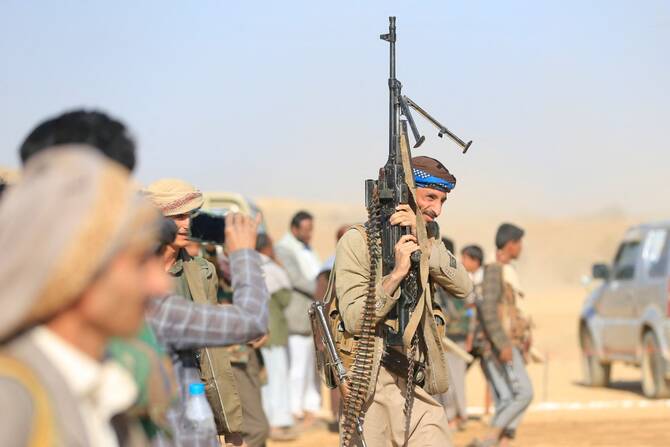 Gunmen attack the governor of Taiz’s motorcade, killing 5 security officers