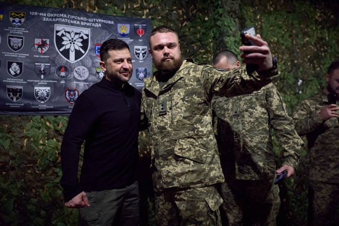 Zelensky visits troops near Zaporizhzhia front as Russian pressure mounts