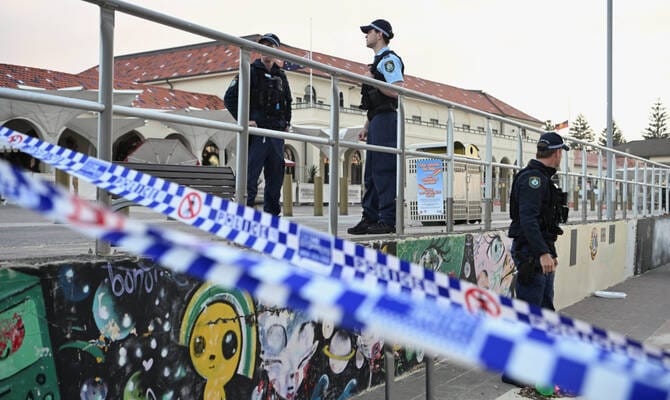 Australian police say Bondi Beach mass shooting was inspired by Daesh group