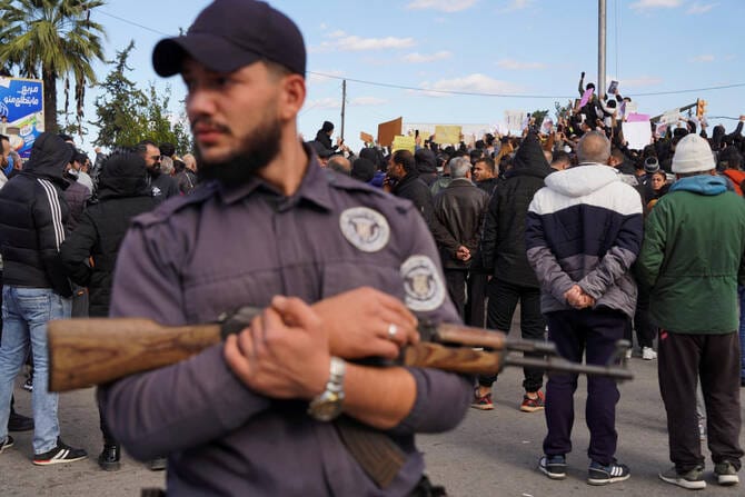 Syria imposes night curfew on port city after sectarian violence