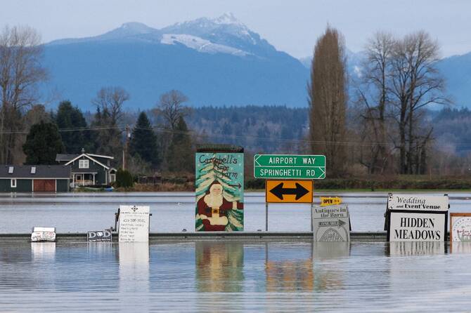 Washington state faces historic floods that have washed away homes and stranded families