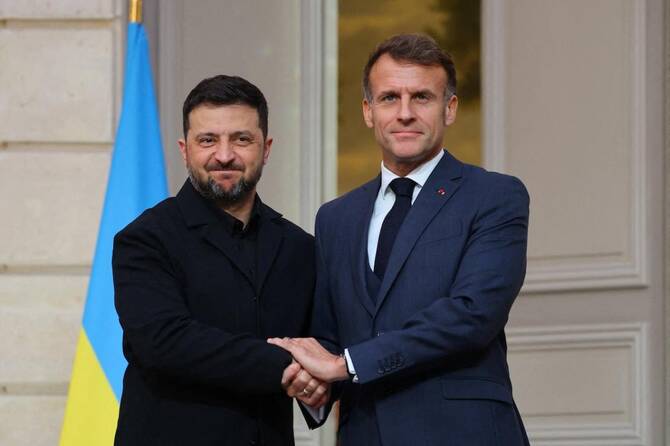 Zelensky meets Macron to shore up support for Ukraine as Trump optimistic