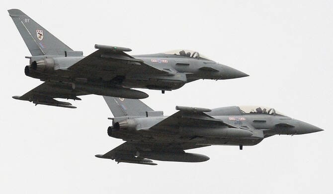 Britain says it and France bombed suspected Daesh arms dump in Syria